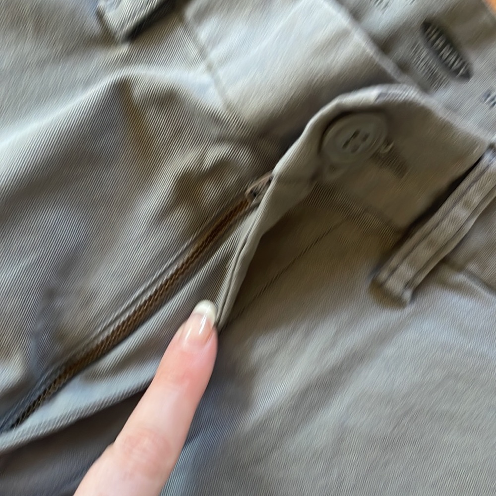 NWT Old Navy Gray Ultimate Straight Flat Front Khakis Size 34 x 32 - Picture 5 of 10